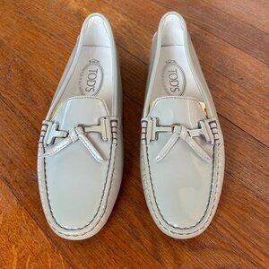 NWOT Tod's Patent Leather Loafers Blue Grey Size 38 (7.5)
